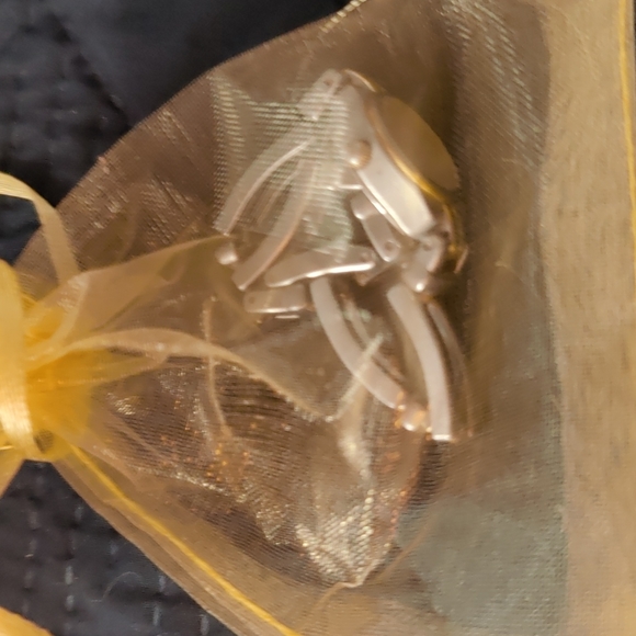 🎊FOSSIL Ladies Watch - Picture 4 of 4